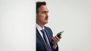 Mike Lindell of My Pillow Says “I Am Not Backing Down” to Those Who Are Censoring Him and Trying to Force Him into Bankruptcy: 5 Disturbing Things You Should Know [Video]