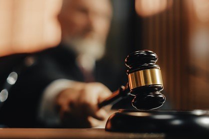 The judge is giving his verdict