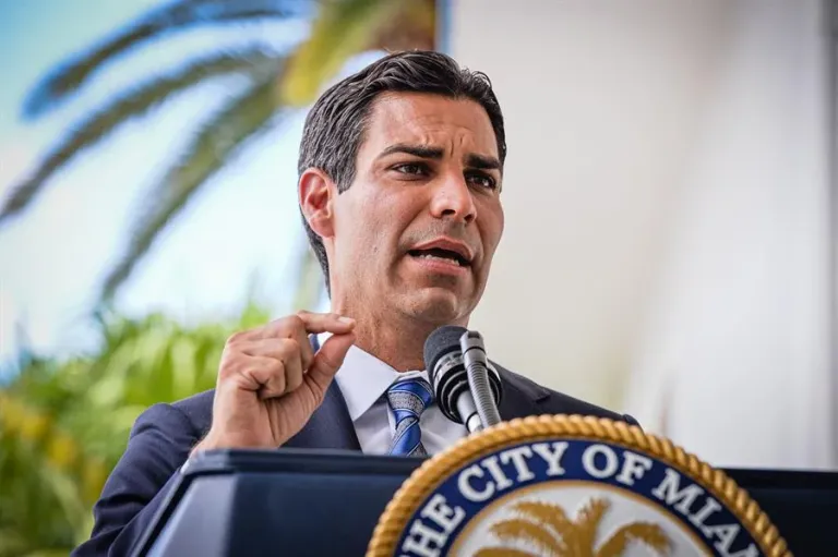 Francis Suarez